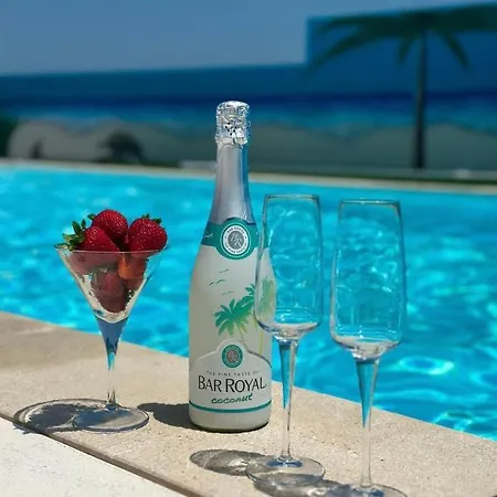 アパート Alto Do Moinho アルコバサ