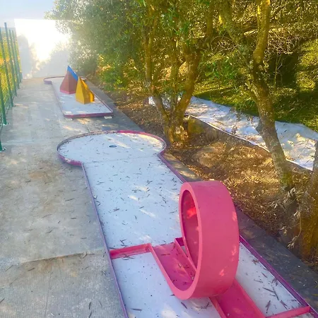 アパート Alto Do Moinho アルコバサ